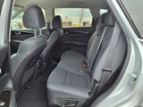 Used 2020 Kia Sorento LX image 4