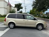Used 2010 Dodge Grand Caravan Hero w/ Entertainment Group 1 image 4