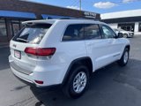 Used 2020 Jeep Grand Cherokee Laredo image 6