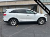 Used 2017 Kia Sorento LX image 5