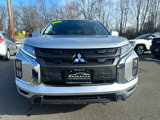 Used 2022 Mitsubishi Outlander Sport SE image 2