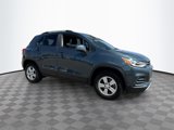 Used 2022 Chevrolet Trax LT image 2