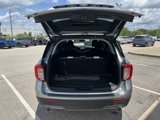 Used 2021 Ford Explorer XLT w/ Equipment Group 202A image 5