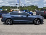 Used 2021 Volvo S60 T6 R-Design image 2