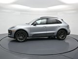 Certified 2025 Porsche Macan Turbo image 2