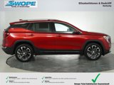 Used 2022 GMC Terrain SLT w/ LPO, Floor Liner Package image 3