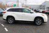 Certified 2019 Toyota Highlander XLE image 6