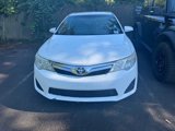 Used 2014 Toyota Camry L image 2