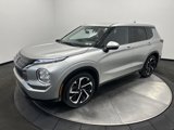 Used 2022 Mitsubishi Outlander ES image 3