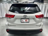 Used 2018 Toyota Highlander XLE image 5