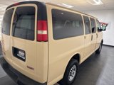Used 2009 GMC Savana 2500 Passenger w/ Power Package image 4