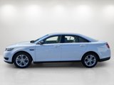 Used 2016 Ford Taurus SE image 2