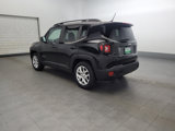 Used 2016 Jeep Renegade Latitude image 5