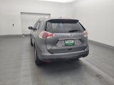 Used 2016 Nissan Rogue SV image 6