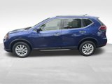 Used 2018 Nissan Rogue SV image 3