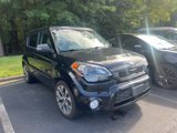 Used 2013 Kia Soul ! w/ Premium Pkg image 3