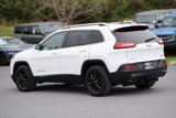 Used 2016 Jeep Cherokee Latitude image 2