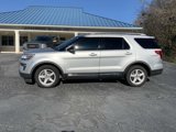 Used 2018 Ford Explorer XLT w/ Equipment Group 201A image 2