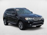 Used 2017 BMW X3 xDrive28i image 3