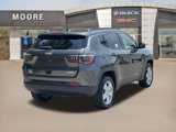 Used 2022 Jeep Compass Latitude image 3