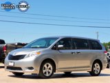 Used 2013 Toyota Sienna L image 3