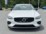 Certified 2022 Volvo S60 B5 Momentum w/ Premium Package image 2