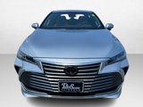 Used 2019 Toyota Avalon Limited image 2