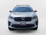 Used 2019 Kia Sorento LX w/ LX Convenience Package image 2