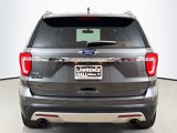 Used 2017 Ford Explorer XLT w/ Equipment Group 202A image 5