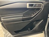 Used 2020 Ford Explorer XLT w/ Equipment Group 202A image 4