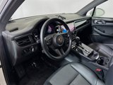 Certified 2022 Porsche Macan image 4