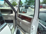 Used 2014 Lincoln Navigator 4WD image 4