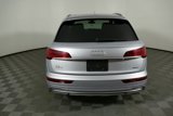 Used 2021 Audi Q5 2.0T Premium w/ Convenience Package image 4