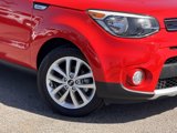 Used 2017 Kia Soul + image 4