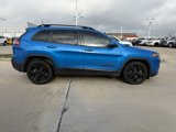 Used 2021 Jeep Cherokee Latitude Plus image 3