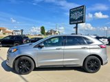Used 2022 Ford Edge ST-Line w/ Class II Trailer Tow Package image 2