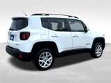 Used 2016 Jeep Renegade Latitude image 5