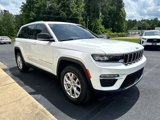 Used 2022 Jeep Grand Cherokee Limited w/ Luxury Tech Group II image 3