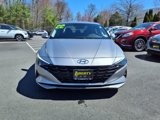 Certified 2022 Hyundai Elantra SEL w/ Preferred Accessory Package image 2