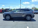 Used 2019 Jeep Cherokee Latitude Plus w/ Cold Weather Group image 4