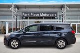 Used 2017 Kia Sedona LX w/ LX Essentials Premium Package image 3