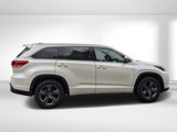 Used 2017 Toyota Highlander Limited Platinum image 4