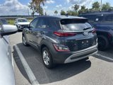 Used 2022 Hyundai Kona SE image 3