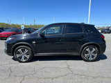Used 2023 Mitsubishi Outlander Sport ES image 2