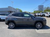 Used 2022 Jeep Compass Limited w/ Elite Group image 2