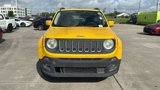 Used 2015 Jeep Renegade Latitude image 2