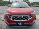 Used 2020 Ford Edge Titanium image 2