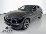 Used 2019 Maserati Levante GranLusso image 2