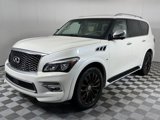 Used 2017 INFINITI QX80 4WD w/ Deluxe Technology Package image 3