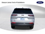 Used 2024 Jeep Grand Cherokee L Laredo image 4